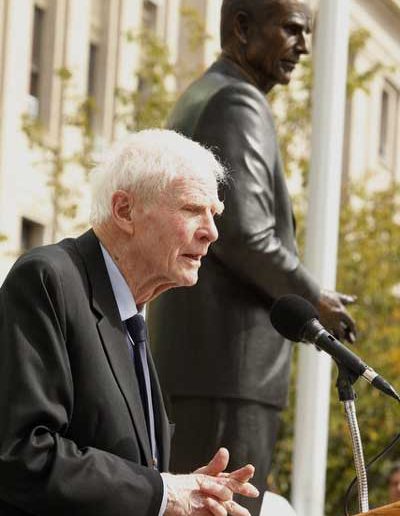 Governor Brendan Byrne speaks at the dedication ceremony for the 7’ tall bronze portrait of himself by Thomas Jay Warren, NSS. Stands at Veterans Courthouse Essex County, New Jersey